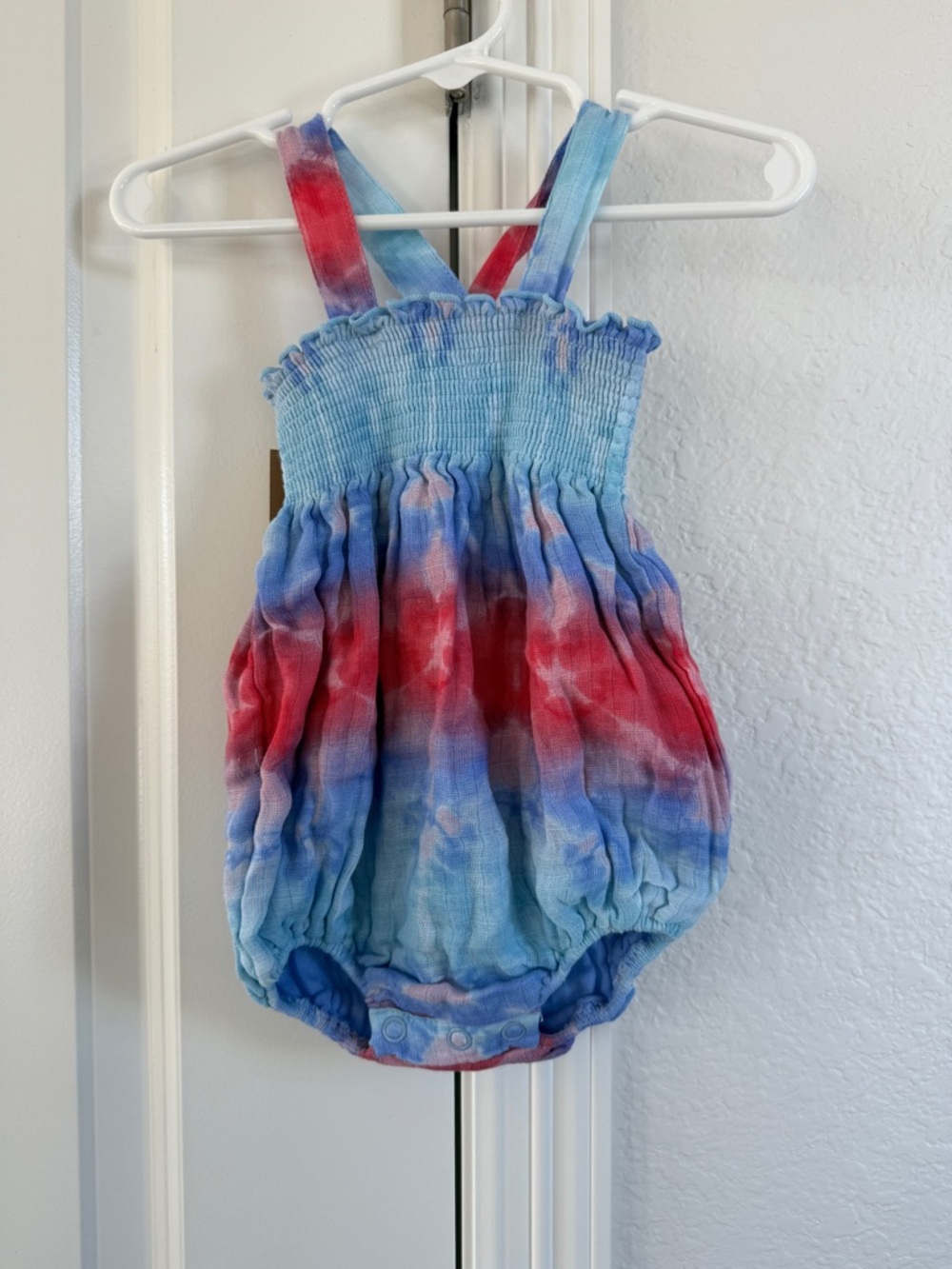 Angel Dear Red White and Blue 4th of July Tie-Dye Ruffle Baby romper NWT 6-12 M